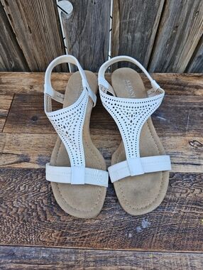 Women’s White Laser-Cut T-Strap Sandals Size 7M